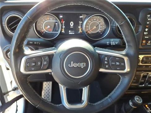 Used 2020 Jeep Gladiator Overland w/ Popular Equipment Package image 29