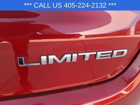 Used 2025 Jeep Compass Limited image 17