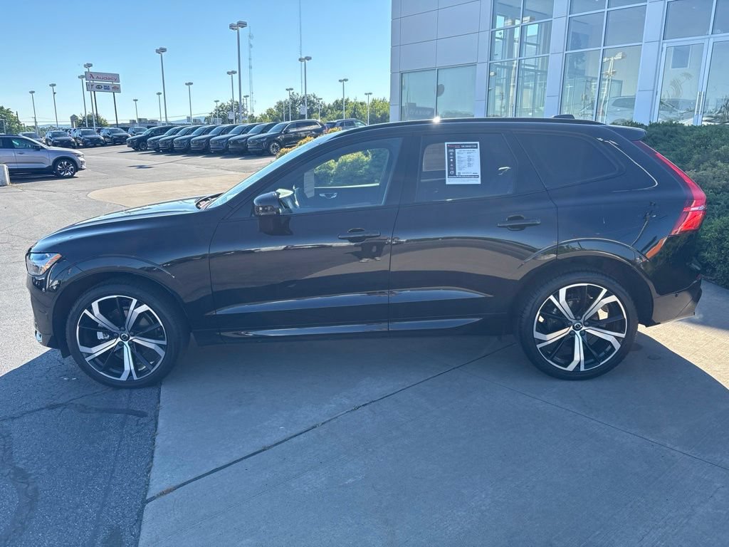 Certified 2025 Volvo XC60 B5 Ultra w/ Protection Package Premier AWD/4WD image 9