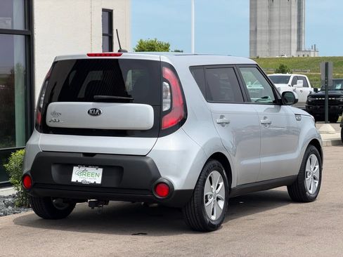 Used 2016 Kia Soul FWD image 5