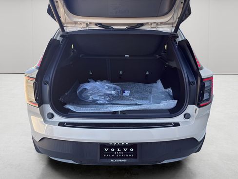 New 2026 Volvo EX30 Cross Country Ultra w/ Protection Package image 27