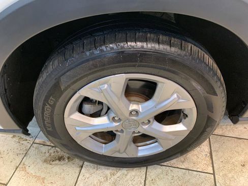 Used 2023 Honda HR-V LX image 13