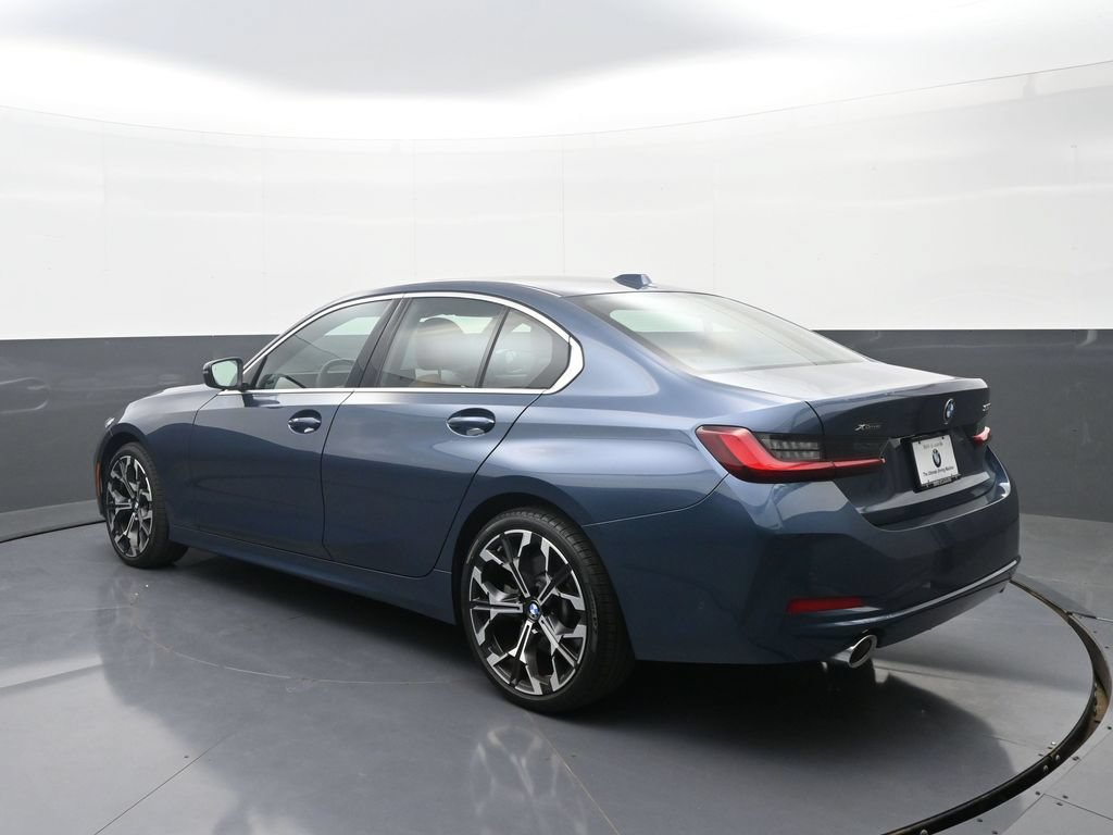 Used 2026 BMW 330i xDrive Sedan AWD/4WD image 5
