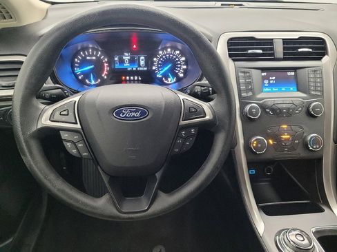 Used 2019 Ford Fusion S image 22