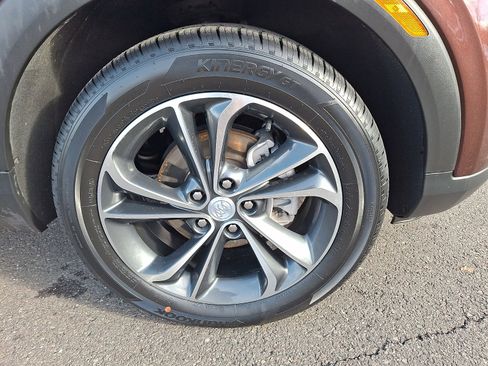 Used 2022 Buick Encore GX Select image 9