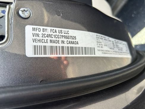 Used 2023 Chrysler Voyager LX FWD image 32