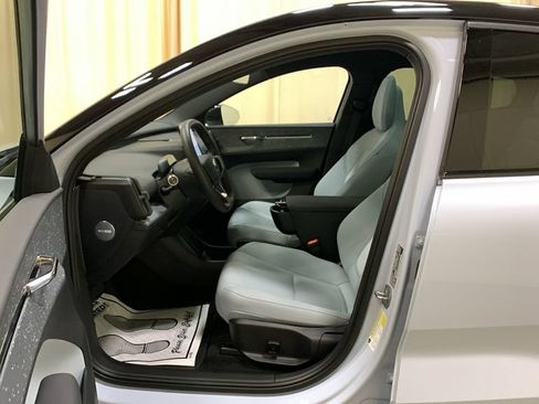Used 2025 Volvo EX30 Ultra w/ Climate Package AWD/4WD image 29