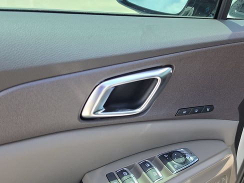 New 2026 Kia Carnival SX FWD image 19