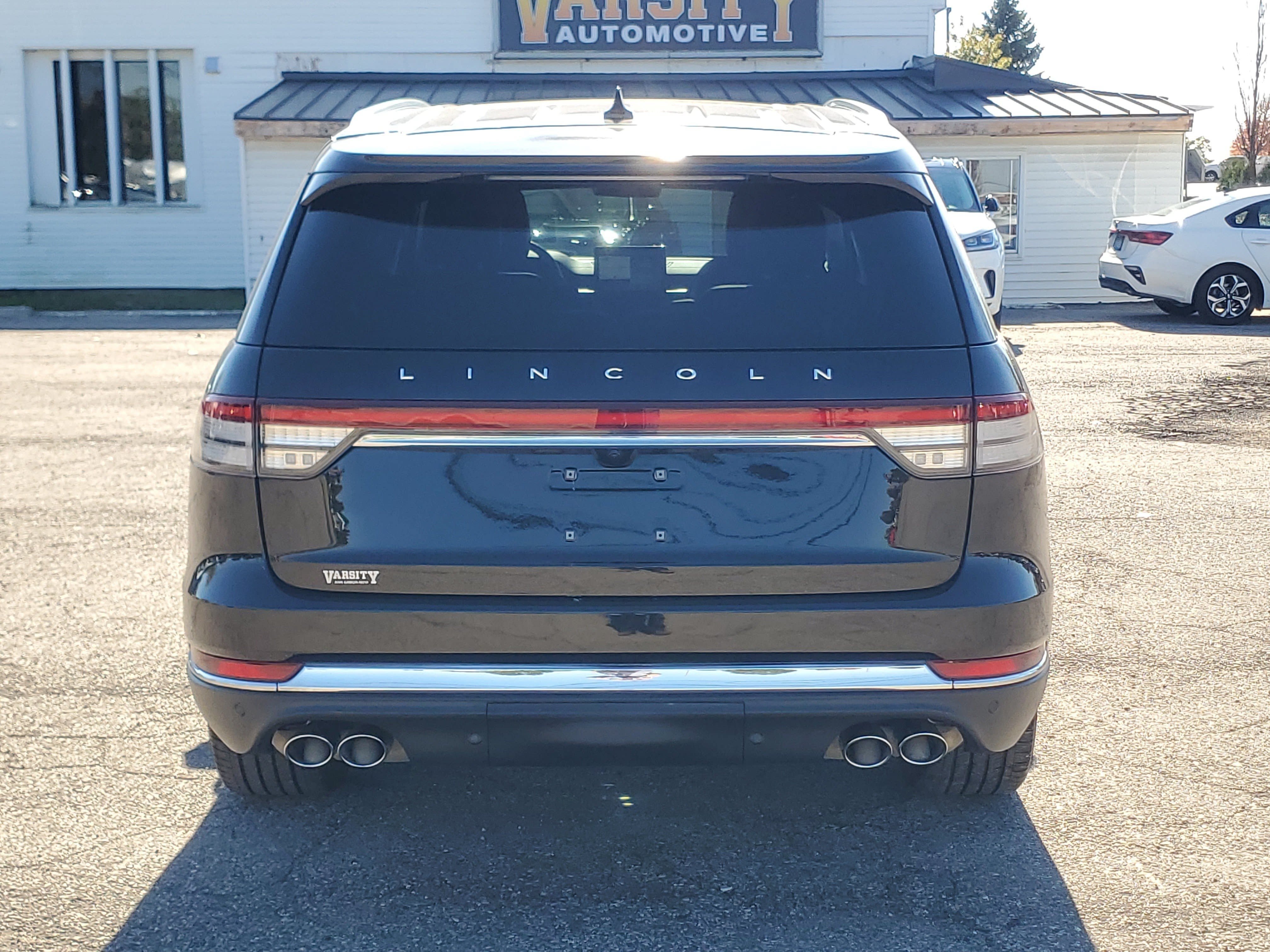 Used 2023 Lincoln Aviator Reserve w/ Equipment Group 201A AWD/4WD image 5