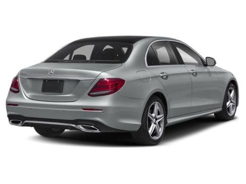 Used 2019 Mercedes-Benz E 300 image 2