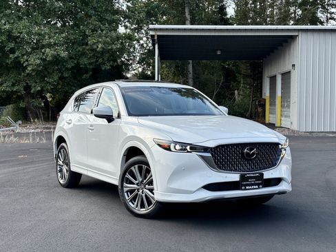 Certified 2025 MAZDA CX-5 Signature image 2