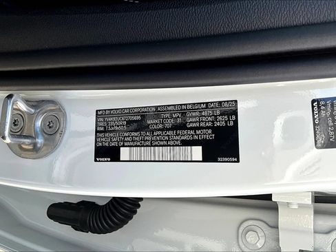 New 2026 Volvo XC40 B4 Plus w/ Protection Package Premier FWD image 14