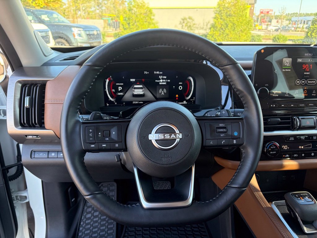 Used 2024 Nissan Pathfinder Platinum AWD/4WD image 16