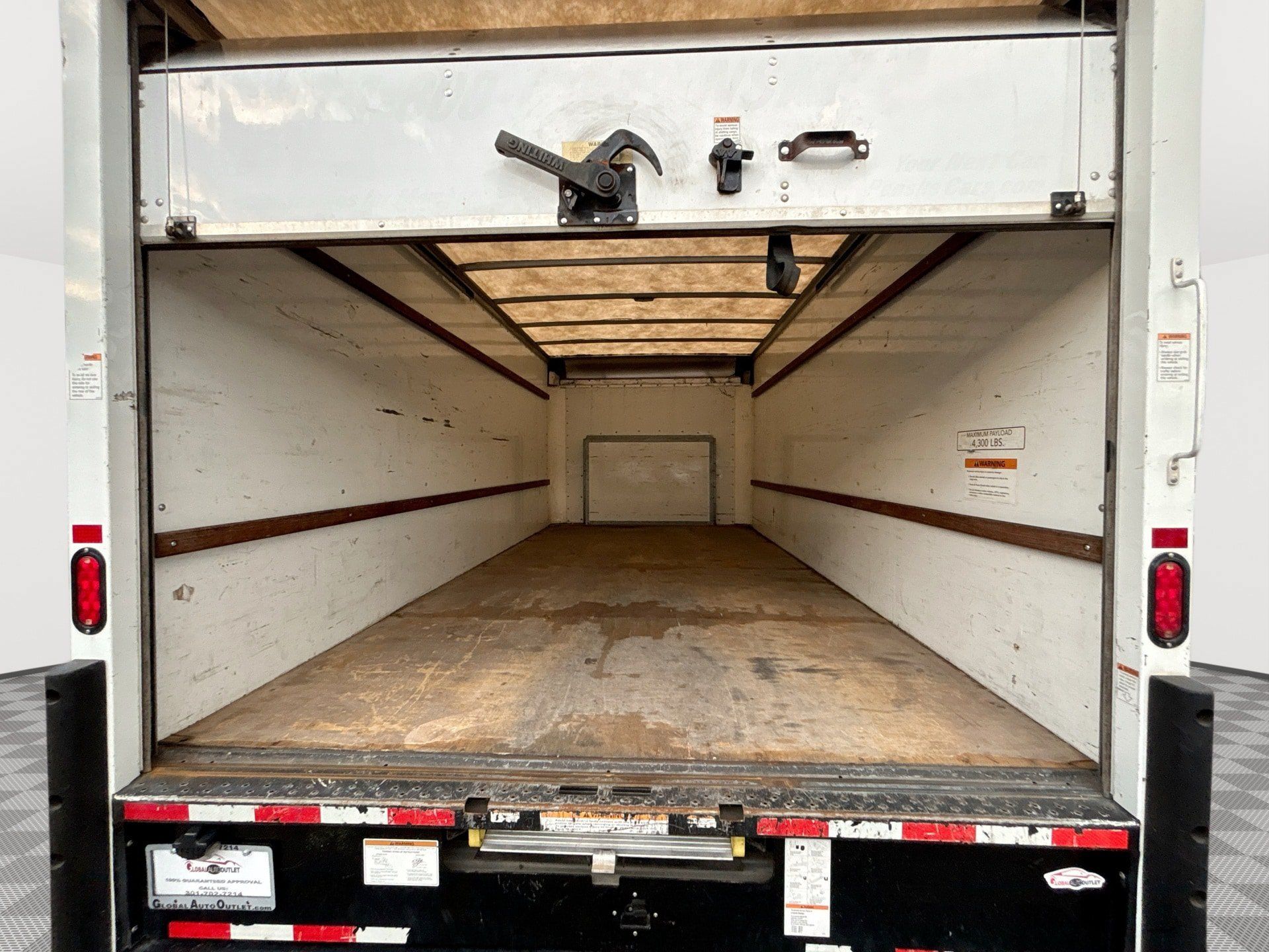 Used 2021 Ford E-350 and Econoline 350 Super Duty RWD image 20
