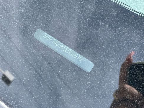 Used 2025 Kia K4 LXS image 32