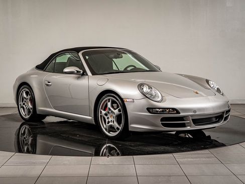 Used 2005 Porsche 911 Carrera S image 10