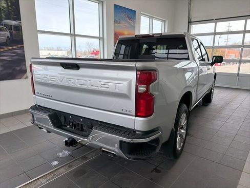 Used 2020 Chevrolet Silverado 1500 LTZ w/ LTZ Premium Package AWD/4WD image 5