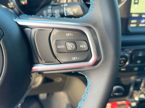 Used 2023 Jeep Wrangler Unlimited Rubicon 4xe image 28