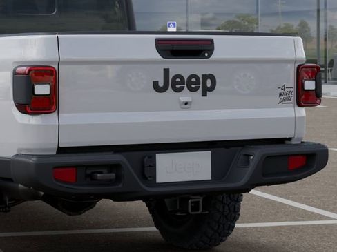New 2026 Jeep Gladiator Willys image 13