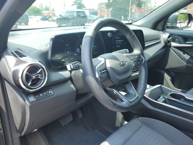 Used 2025 Chevrolet Equinox LT w/ Midnight Edition AWD/4WD image 19