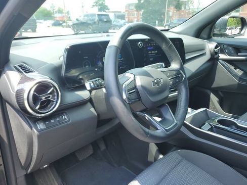 Used 2025 Chevrolet Equinox LT w/ Midnight Edition AWD/4WD image 19