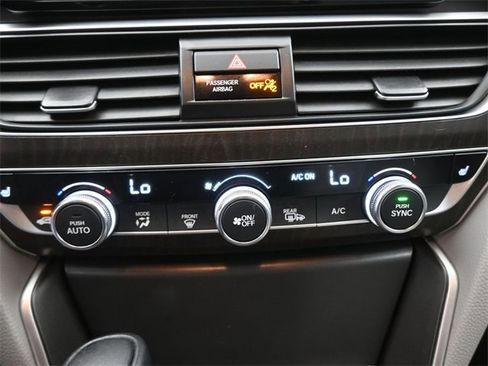 Used 2020 Honda Accord EX-L image 6