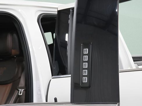 Used 2024 Ford F150 King Ranch AWD/4WD image 42