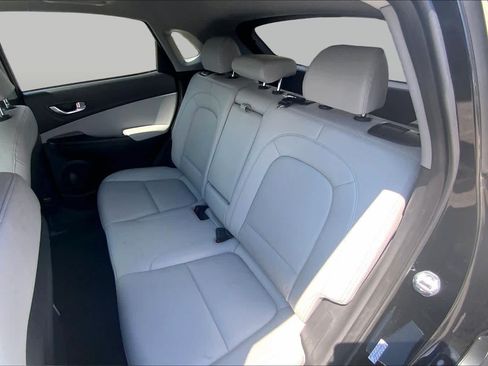 Used 2023 Hyundai Kona Limited FWD image 20