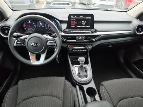 Used 2019 Kia Forte LXS FWD image 7