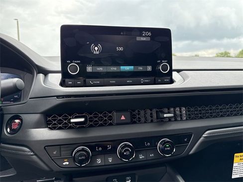 New 2025 Honda Accord SE image 24