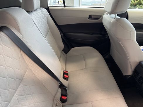 Used 2022 Toyota Corolla Cross LE image 16