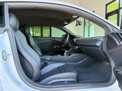 Used 2017 Audi R8 V10 plus AWD/4WD image 31