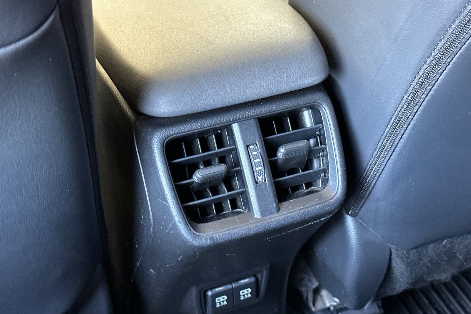 Used 2019 Lexus UX 200 w/ Premium Package FWD image 14