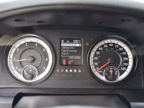 Used 2017 RAM 1500 Classic SLT AWD/4WD image 20