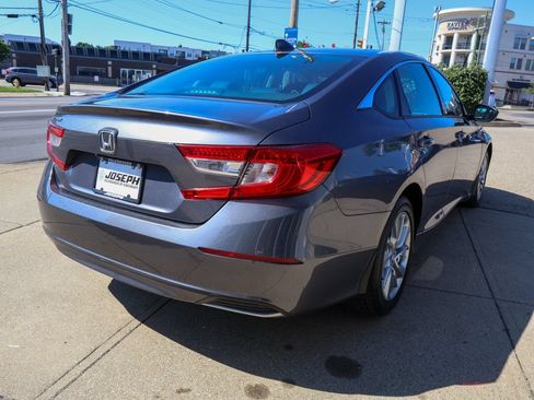 Used 2018 Honda Accord LX image 5