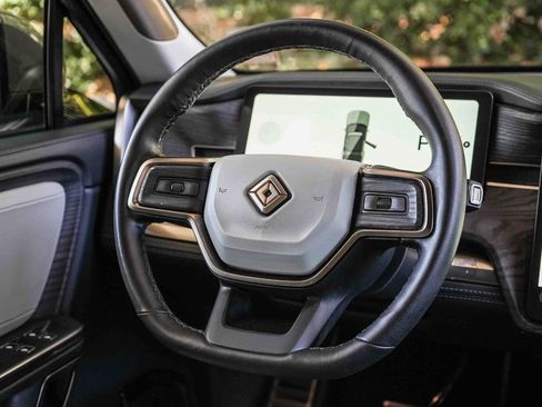 Used 2024 Rivian R1S Launch Edition Quad AWD/4WD image 15