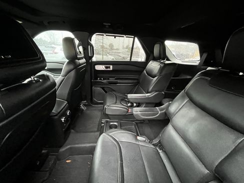 Used 2020 Ford Explorer ST w/ Premium Technology Package AWD/4WD image 39