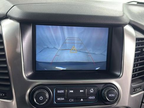 Used 2019 Chevrolet Suburban Premier image 29