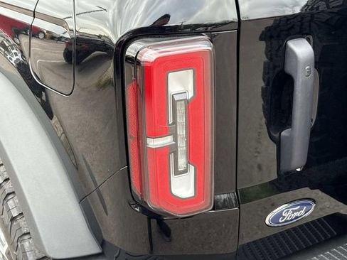 Certified 2024 Ford Bronco Badlands AWD/4WD image 12