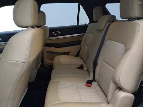 Used 2016 Ford Explorer 4WD image 18