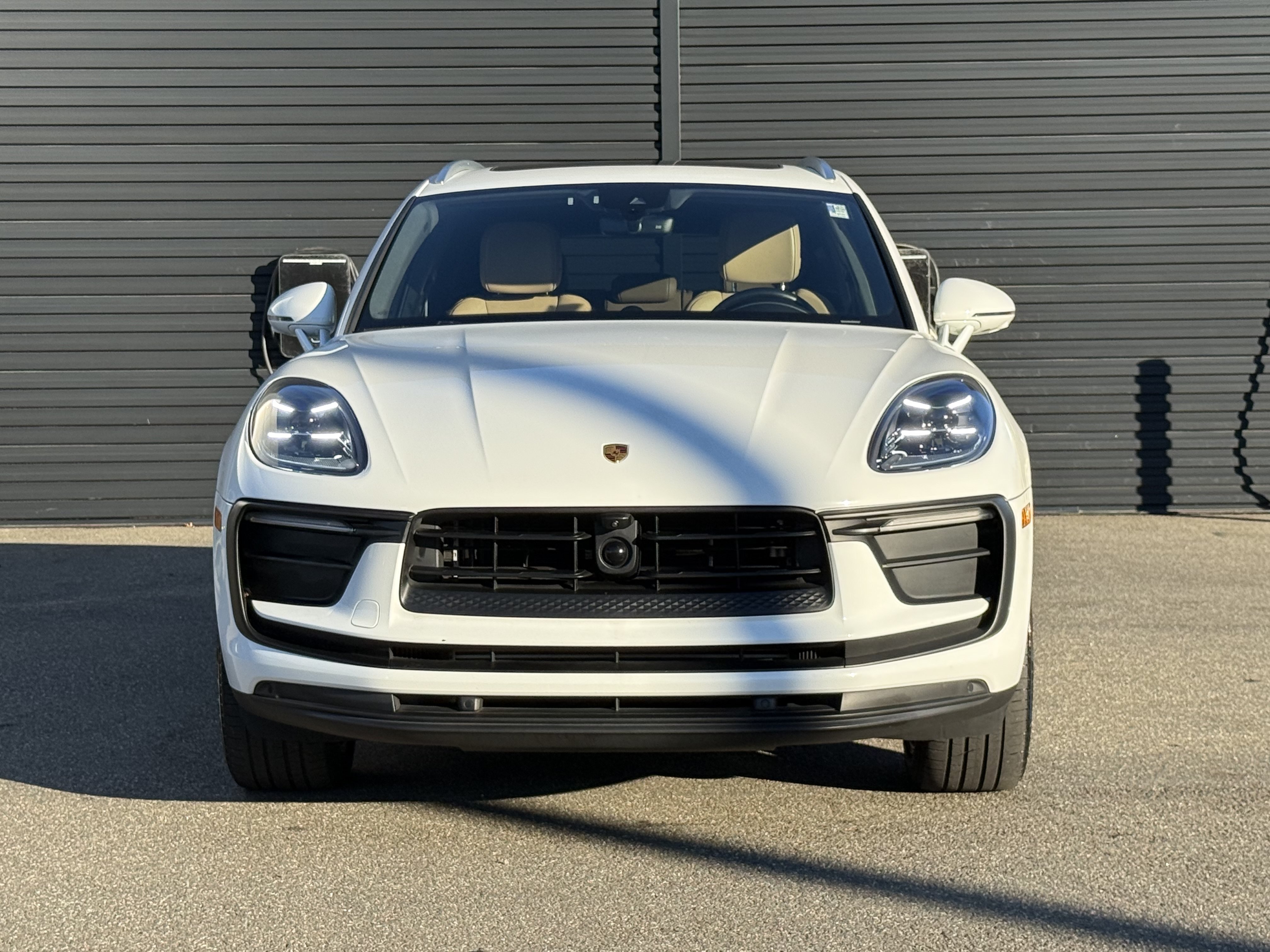 Certified 2023 Porsche Macan AWD/4WD image 13