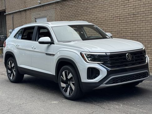 New 2026 Volkswagen Atlas Cross Sport SE AWD/4WD image 5