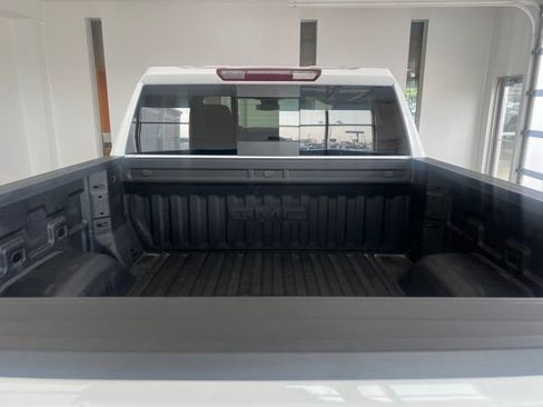 Used 2024 GMC Sierra 1500 SLE w/ Preferred Package AWD/4WD image 29