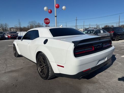 Used 2019 Dodge Challenger SRT Hellcat image 8