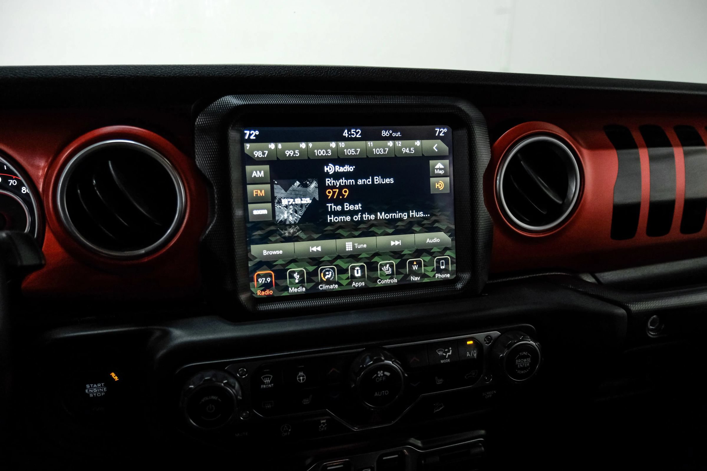 Used 2019 Jeep Wrangler Unlimited Rubicon AWD/4WD image 27