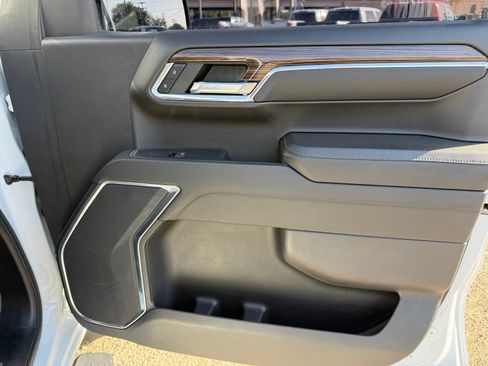 Used 2024 Chevrolet Silverado 1500 LT RWD image 23