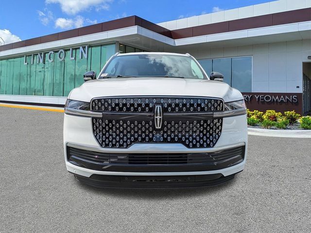 New 2026 Lincoln Navigator Premiere AWD/4WD image 9