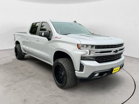 Used 2021 Chevrolet Silverado 1500 RST AWD/4WD image 3