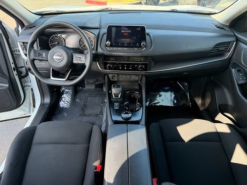 Used 2024 Nissan Rogue S AWD/4WD image 25