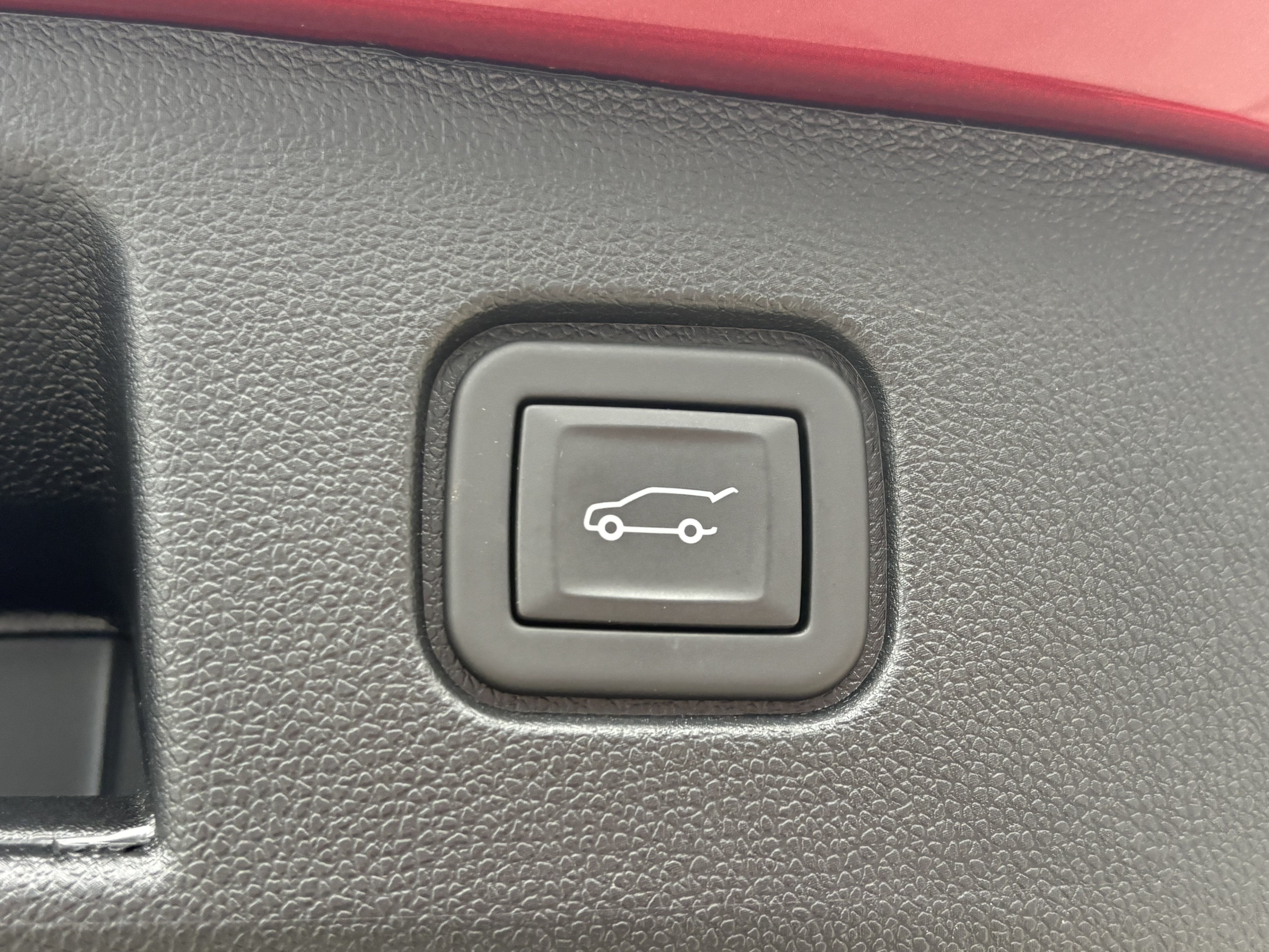 Used 2024 Chevrolet Blazer EV LT AWD/4WD image 10